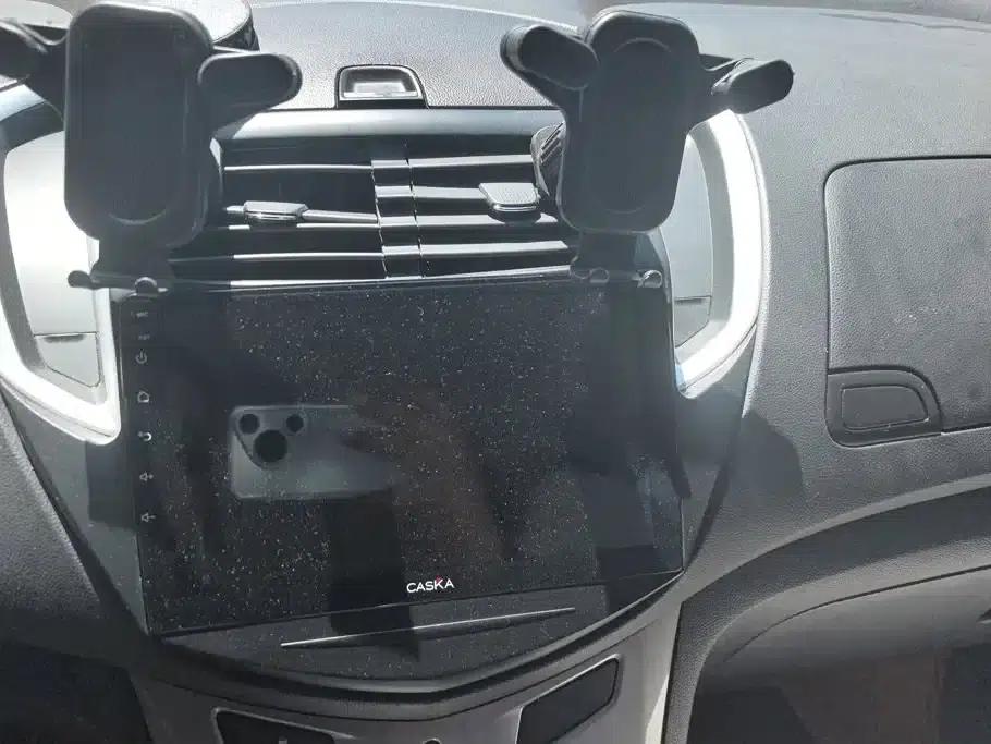Chevrolet Trax 2014 1.4T Automatic 4WD Flagship — миниатюра 13