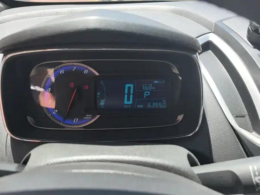 Chevrolet Trax 2014 1.4T Automatic 4WD Flagship — миниатюра 14