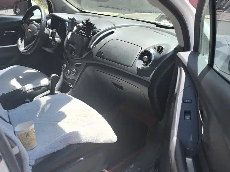 Chevrolet Trax 2014 1.4T Automatic 4WD Flagship — миниатюра 8