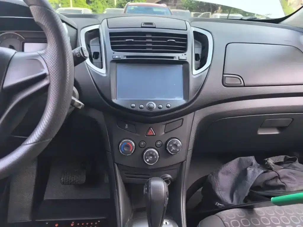 Chevrolet Trax 2014 1.4T Automatic 2WD Comfort Model — миниатюра 13