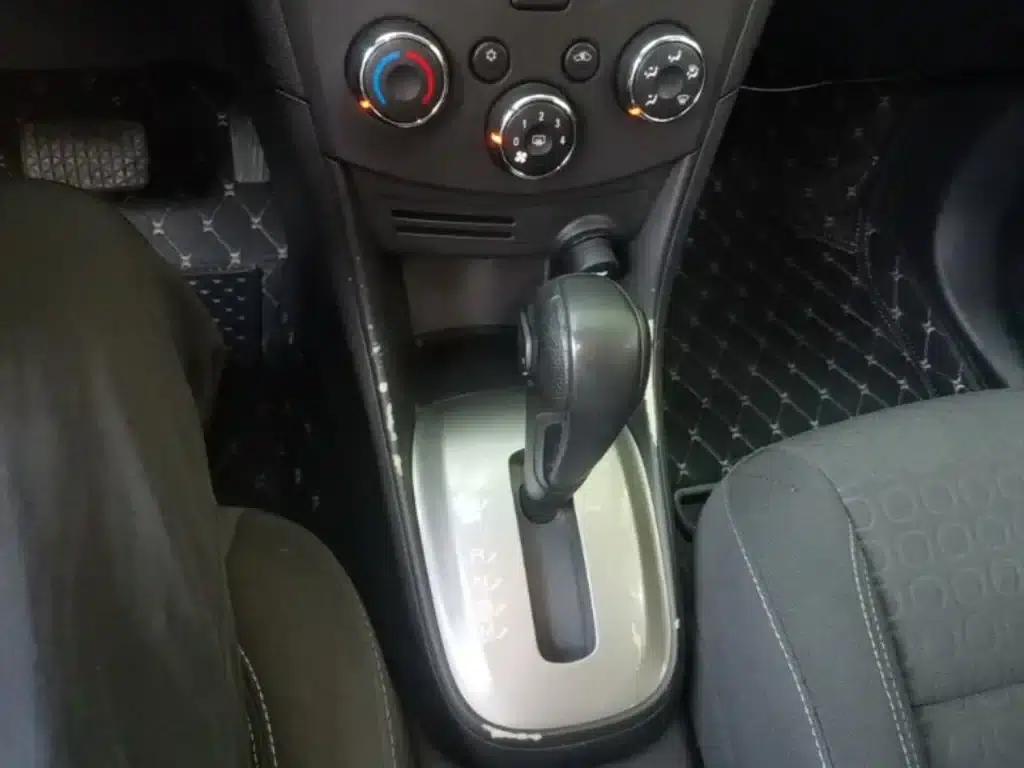 Chevrolet Trax 2014 1.4T Automatic 2WD Comfort Model — миниатюра 14