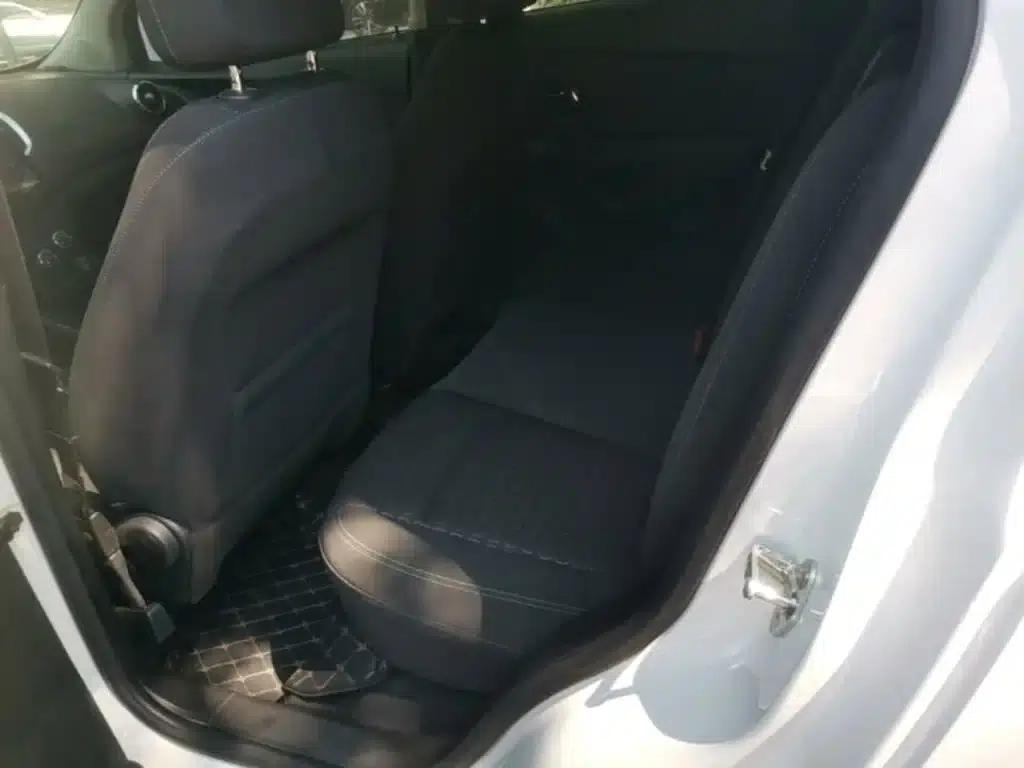 Chevrolet Trax 2014 1.4T Automatic 2WD Comfort Model — миниатюра 17