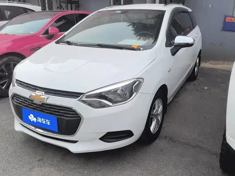 Chevrolet Aveo RV 2016 1.5L Automatic Comfortline Edition — миниатюра 1