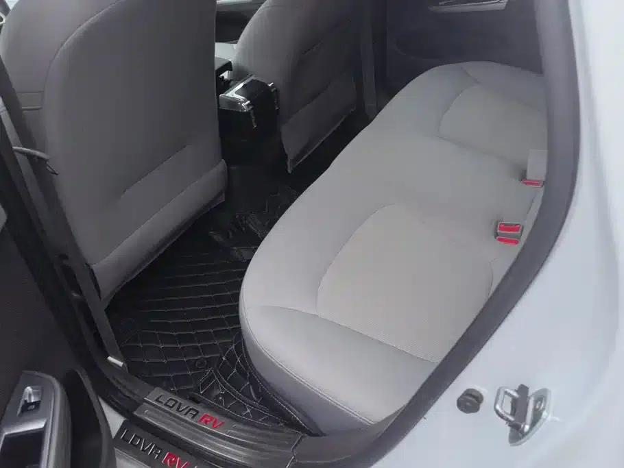 Chevrolet Aveo RV 2016 1.5L Automatic Comfortline Edition — миниатюра 11