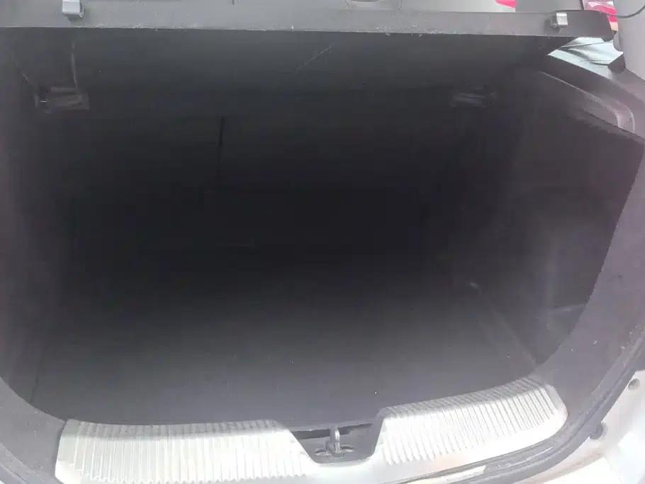 Chevrolet Aveo RV 2016 1.5L Automatic Comfortline Edition — миниатюра 4