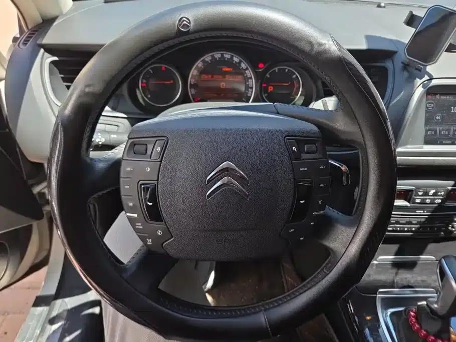 Citroën C5 2014 2.0L Automatic Premium Edition — миниатюра 15