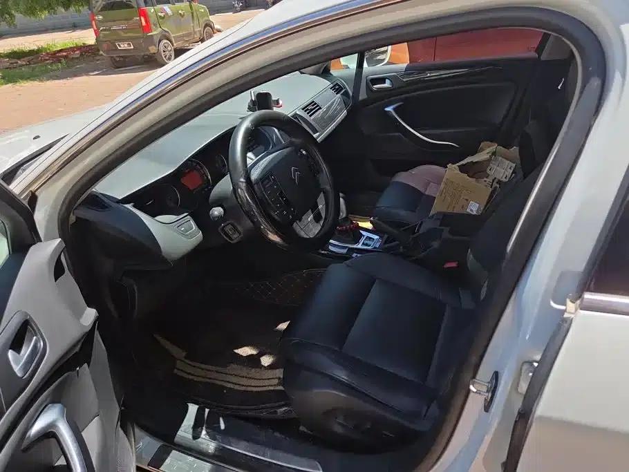 Citroën C5 2014 2.0L Automatic Premium Edition — миниатюра 9
