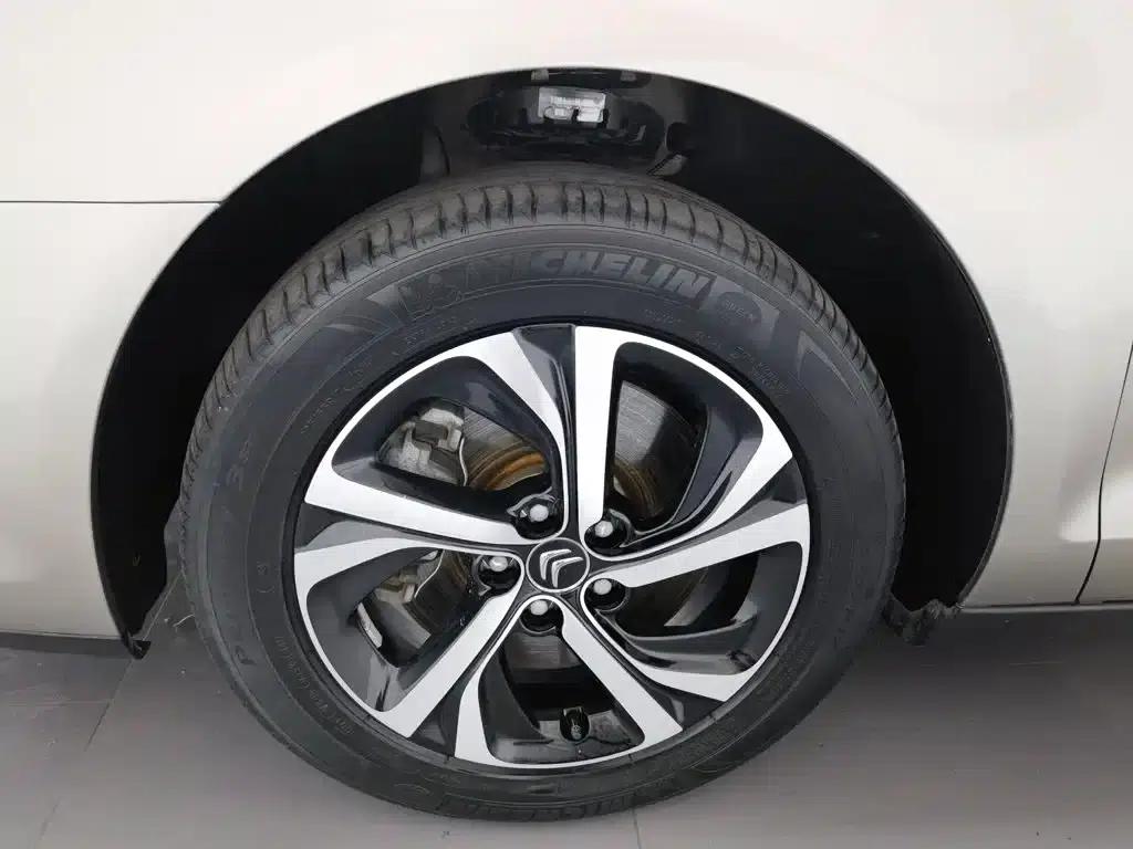 Citroën C5 2017 350THP Automatic Luxury — миниатюра 17
