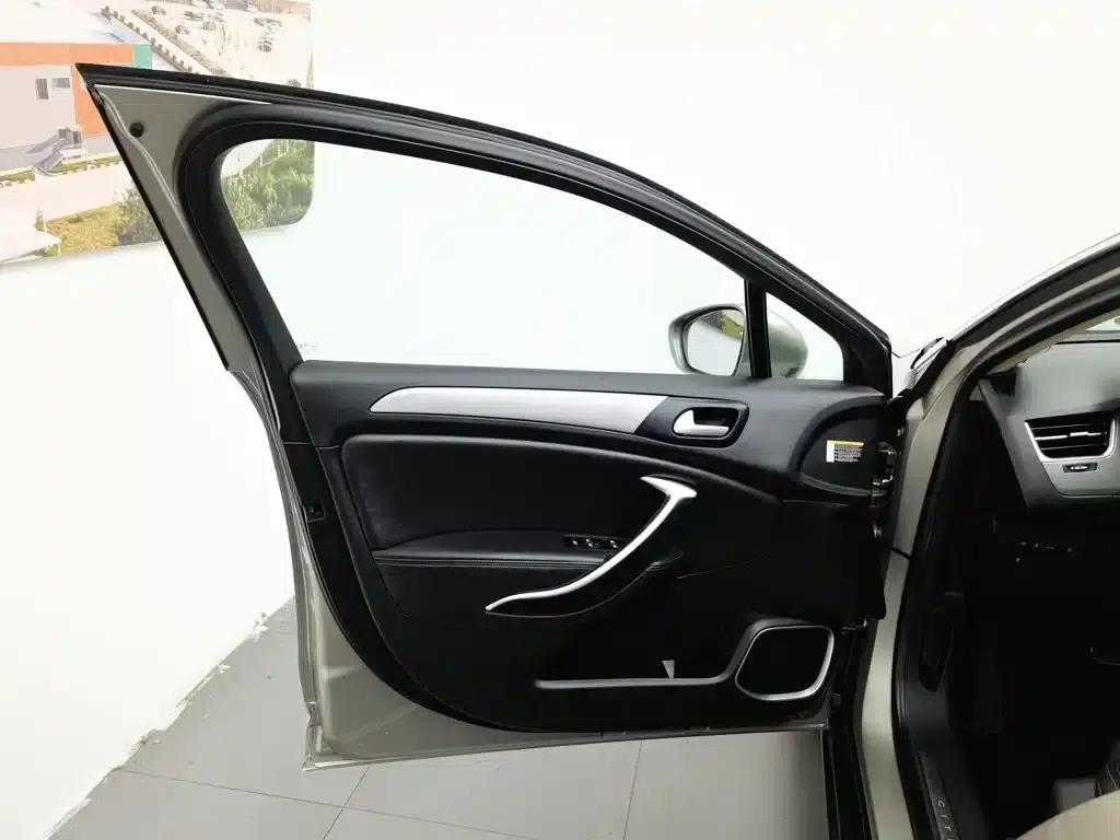 Citroën C5 2017 350THP Automatic Luxury — миниатюра 8