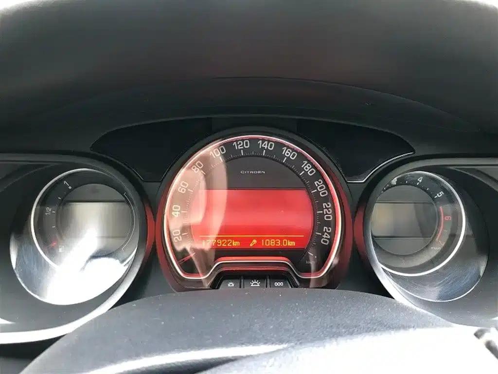 Citroën C5 2010 2.3L Automatic Premium — миниатюра 5
