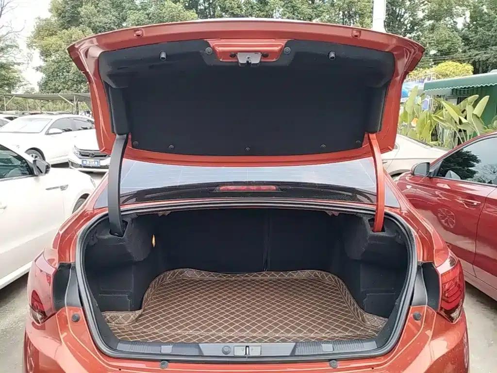 Citroën C4L 2016 1.2T Automatic Elite — миниатюра 19