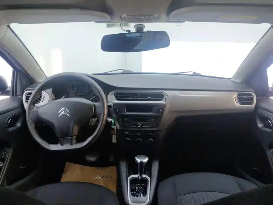2016 Citroën Elysee 1.6L Automatic Fashion Edition — миниатюра 12