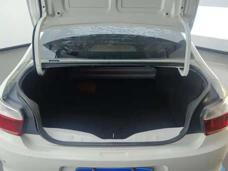 2016 Citroën Elysee 1.6L Automatic Fashion Edition — миниатюра 4