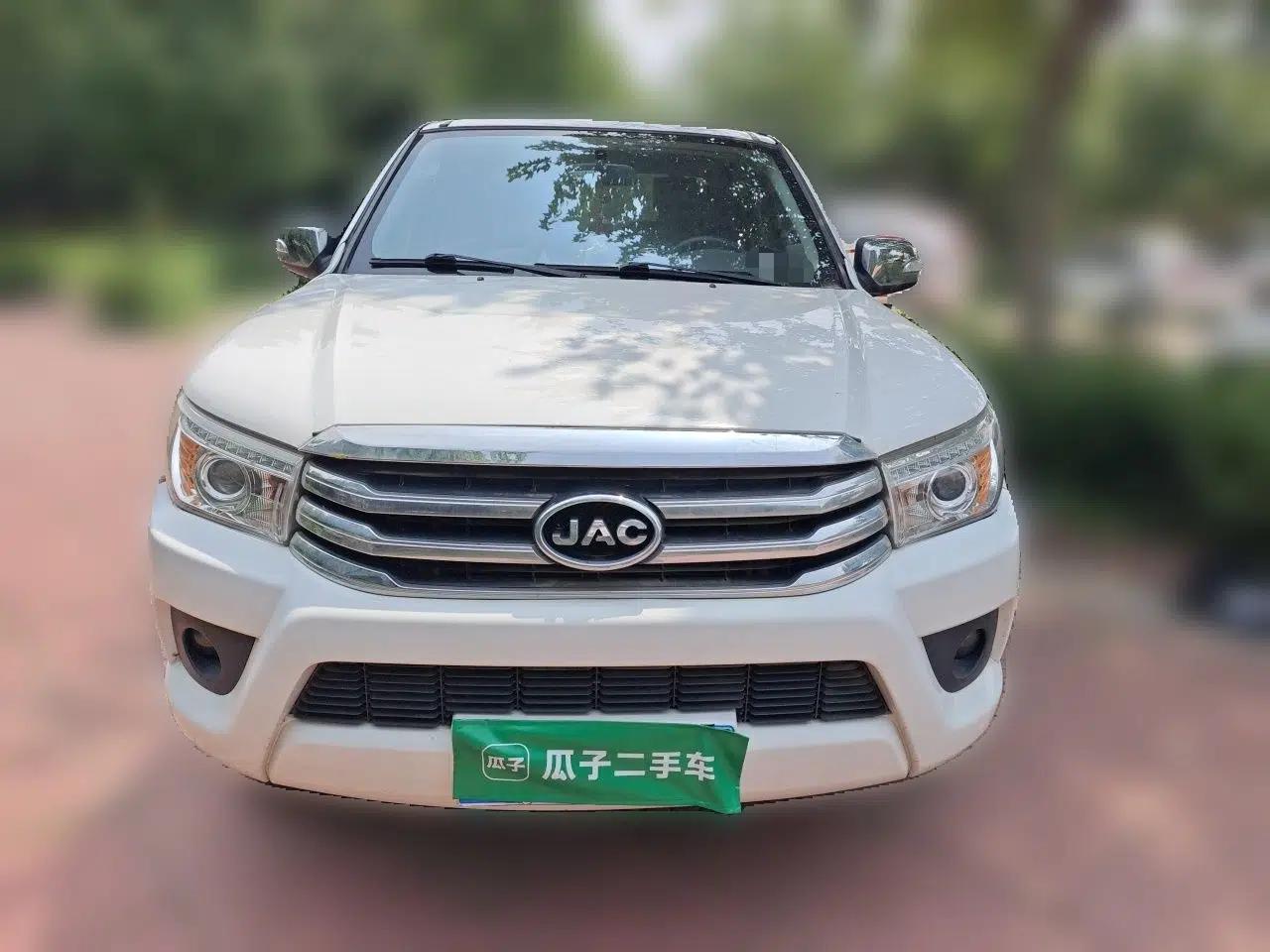 JAC Group V7 2018 2.0L Two-Wheel-Drive Luxury Long-Wheelbase HFC4GA3-3D — миниатюра 2