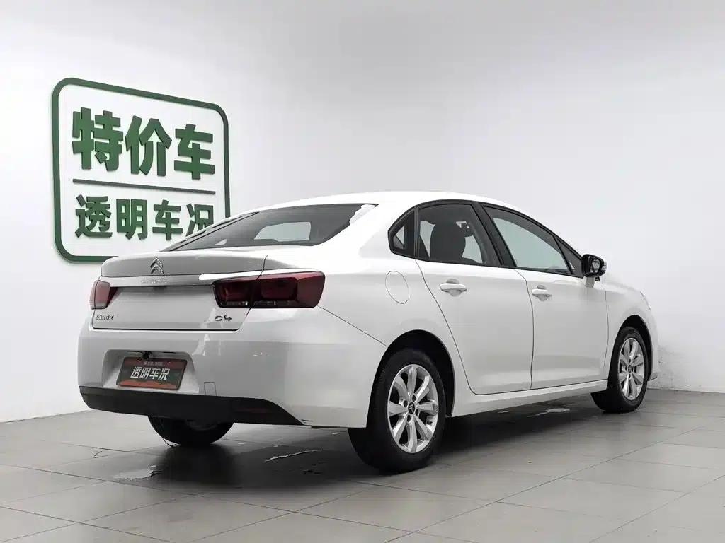 Citroën C4 2018 1.6L Manual Comfort Edition — миниатюра 2