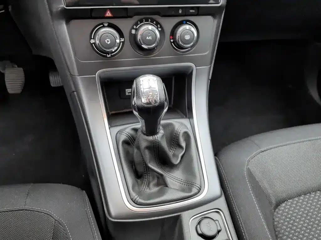 Citroën C4 2018 1.6L Manual Comfort Edition — миниатюра 13