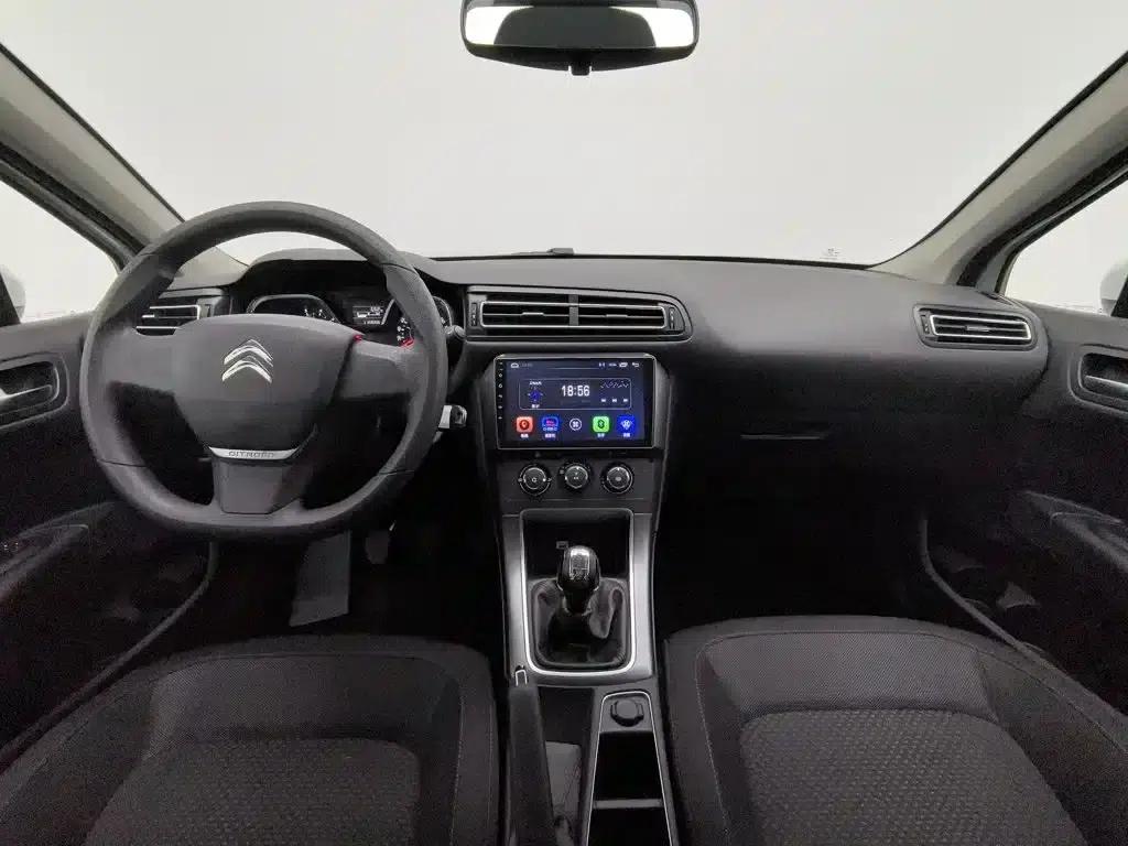 Citroën C4 2018 1.6L Manual Comfort Edition — миниатюра 5