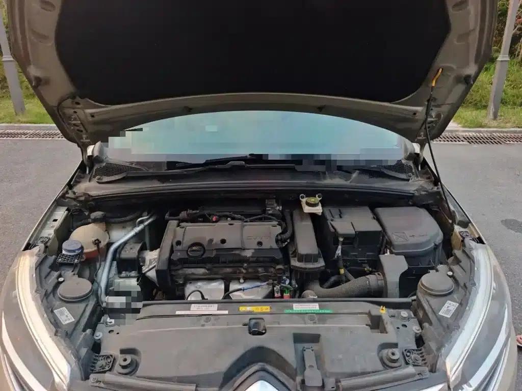 Citroën C4 2018 1.6L Automatic Luxury — миниатюра 11