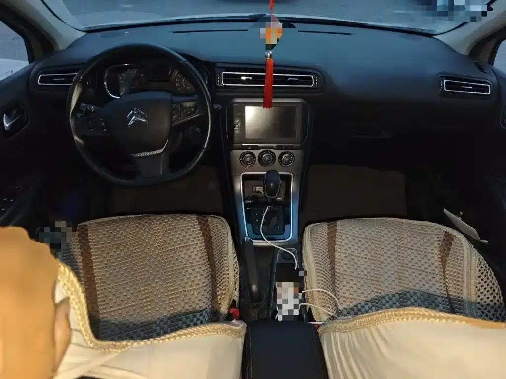 Citroën C4 2018 1.6L Automatic Luxury — миниатюра 13
