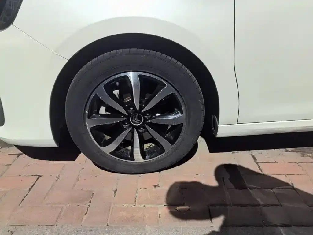 Citroën C4 2016 1.6L Manual Deluxe — миниатюра 23