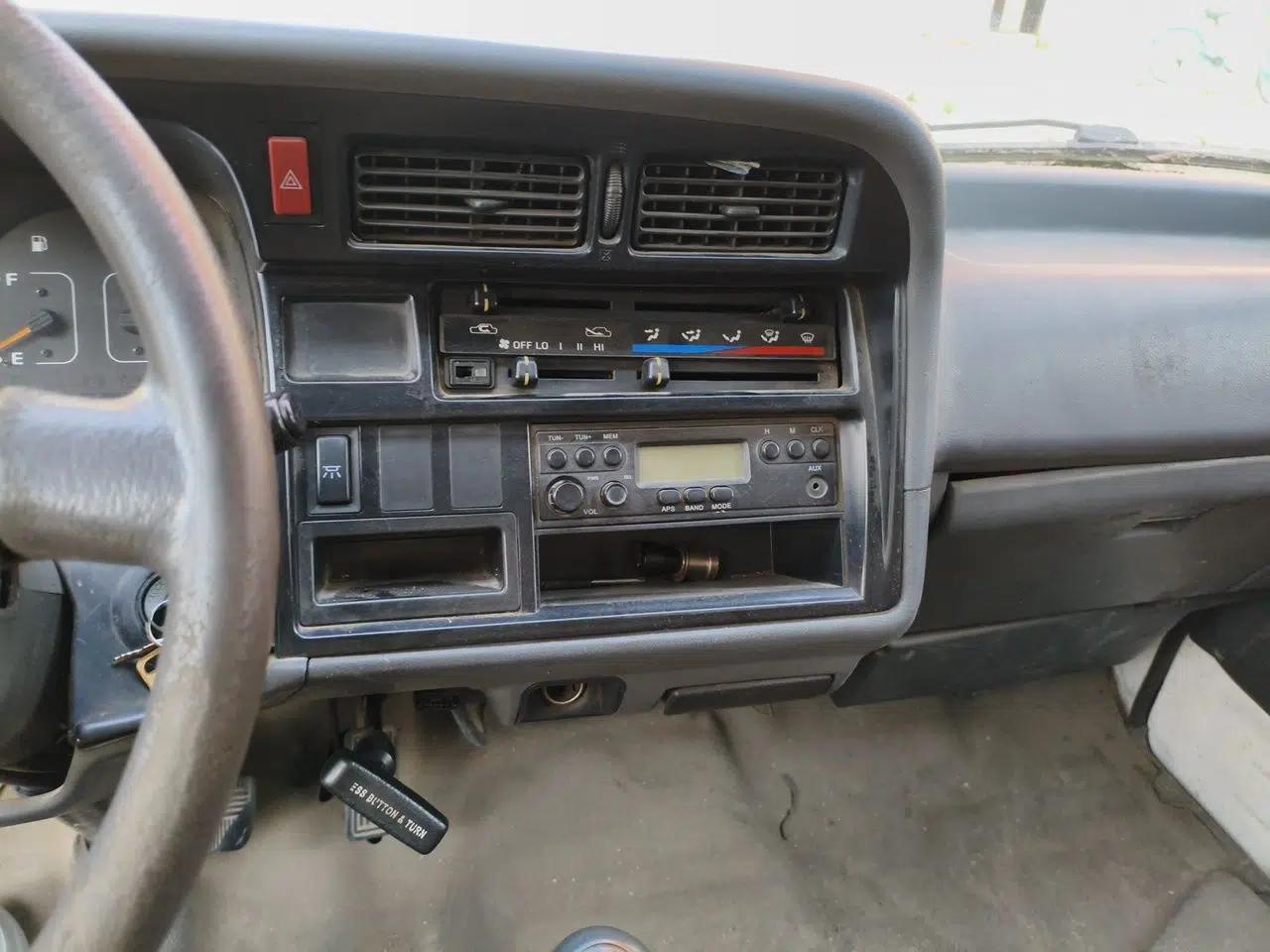 Jinbei Hiace 2011 2.0L Sixth-Generation Classic Standard 4G20D4B — миниатюра 13