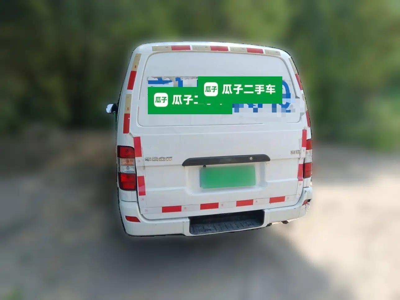 Jinbei Hiace Golden Cup Lion gasoline 2.0 manual flat-roof 4-seat light-duty enclosed van — миниатюра 5