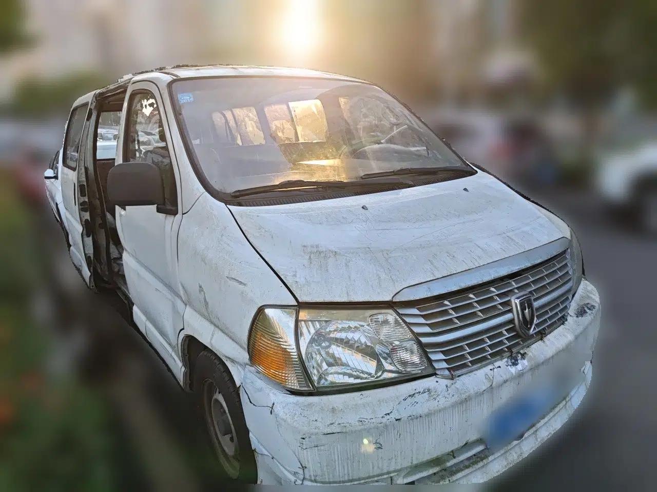 Jinbei Grace 2016 2.0L Express Utility Model — миниатюра 3