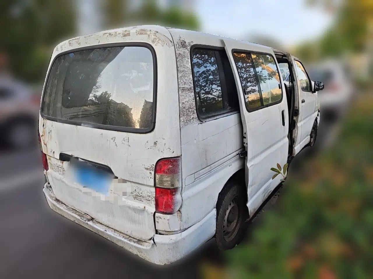 Jinbei Grace 2016 2.0L Express Utility Model — миниатюра 6