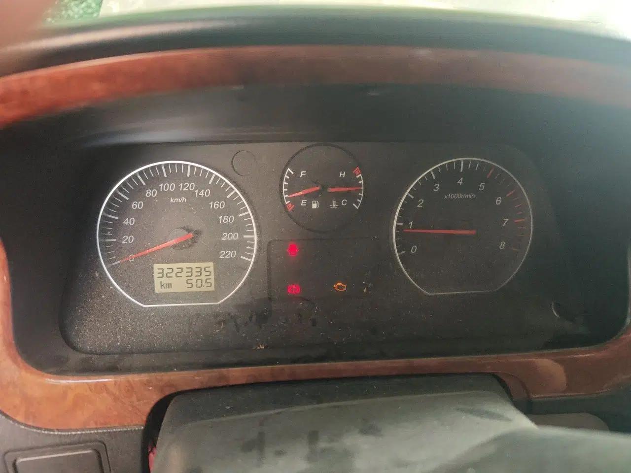 Jinbei Grace 2016 2.0L Express Utility Model — миниатюра 11