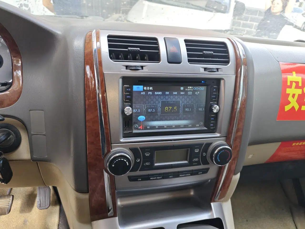 Jinbei Grace Jinbei Grace, registered in 2013, gasoline, 2.5L, manual transmission, seven seats. — миниатюра 13