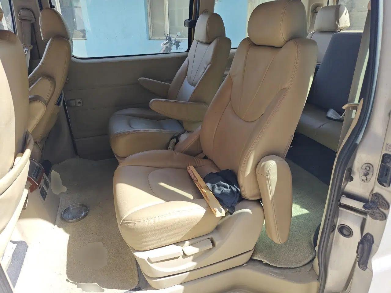 Jinbei Grace Jinbei Grace, registered in 2013, gasoline, 2.5L, manual transmission, seven seats. — миниатюра 17