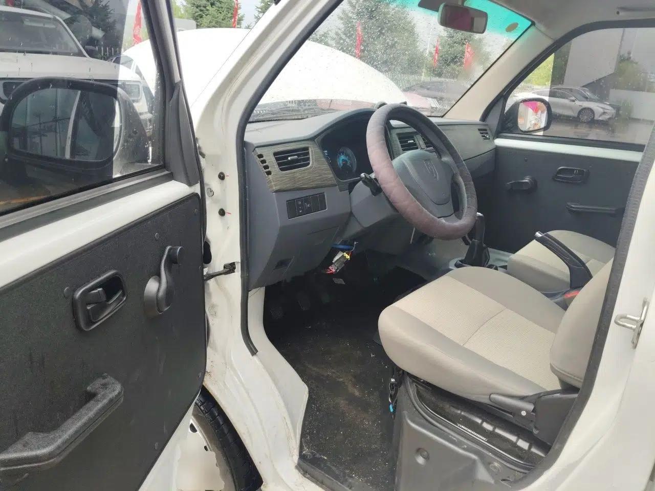 Jinbei Hiace X30 2023 1.5L Super-Comfortable Passenger Van 5/6/7-Seater Non-Air-Conditioned Version Model SWC15M — миниатюра 16