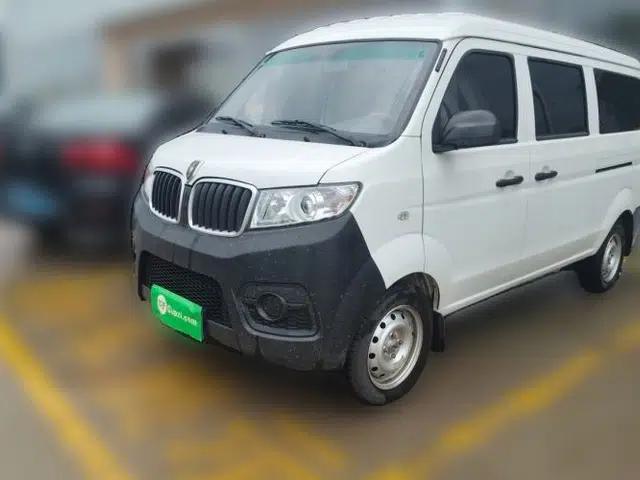 Jinbei Hiace X30 2023 1.5L Super-Comfortable Passenger Van 5/6/7-Seater Non-Air-Conditioned Version Model SWC15M