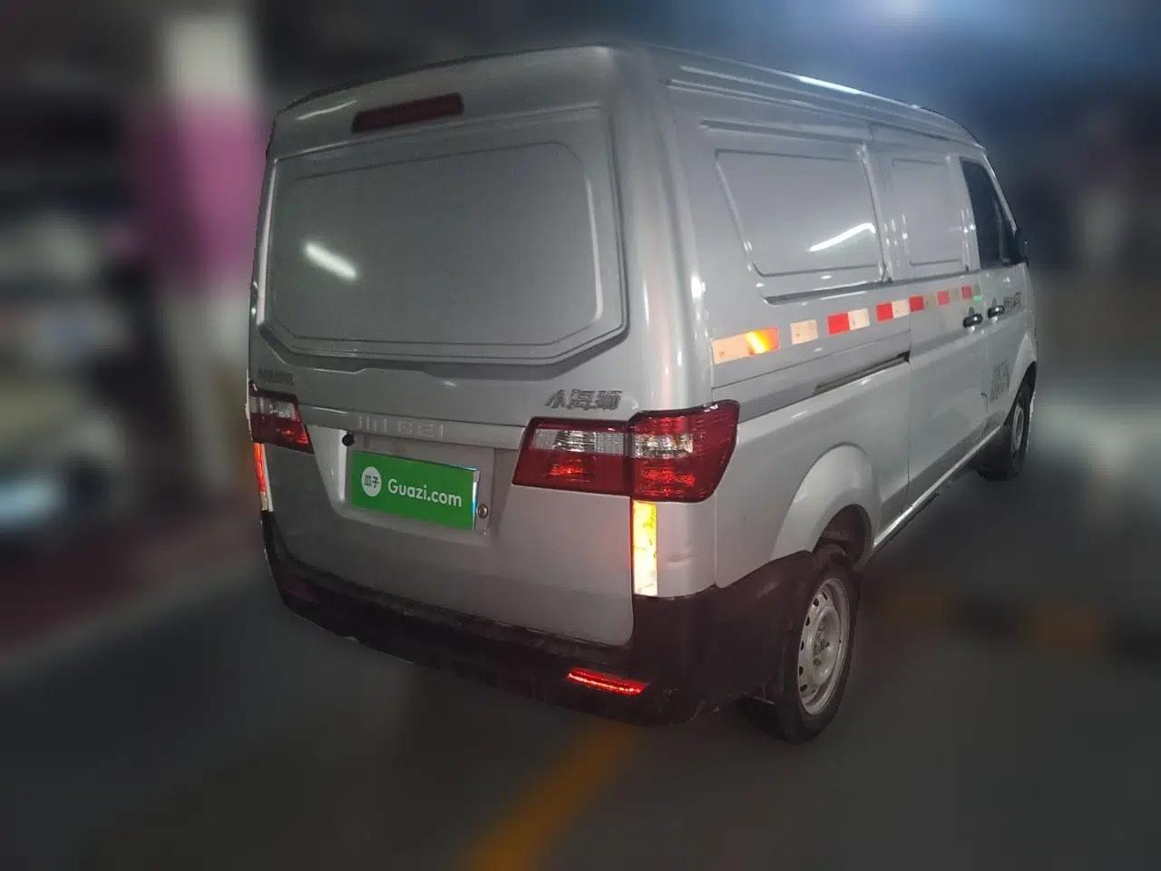 Jinbei Hiace X30 2023 1.5L Super-Enjoyment Van 2/5 Seats Non-Air-Conditioned Version SWC15M — миниатюра 6