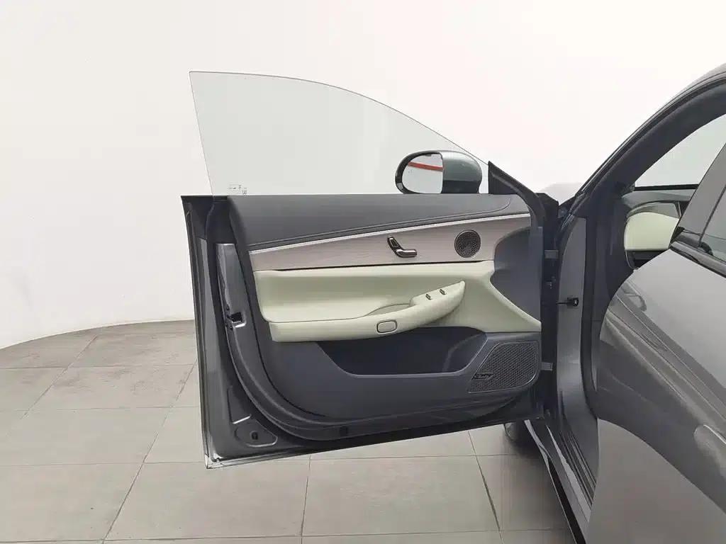 Exeed ES 2025 Range Extender Pro Highway Assist Driving — миниатюра 8