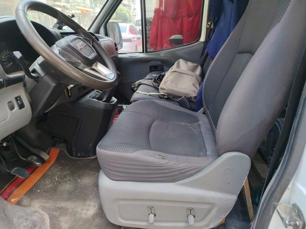 JMC Transit 2017 2.8T Commercial Version Short Wheelbase Low-Roof 6/7/8-Seater JX493 — миниатюра 15