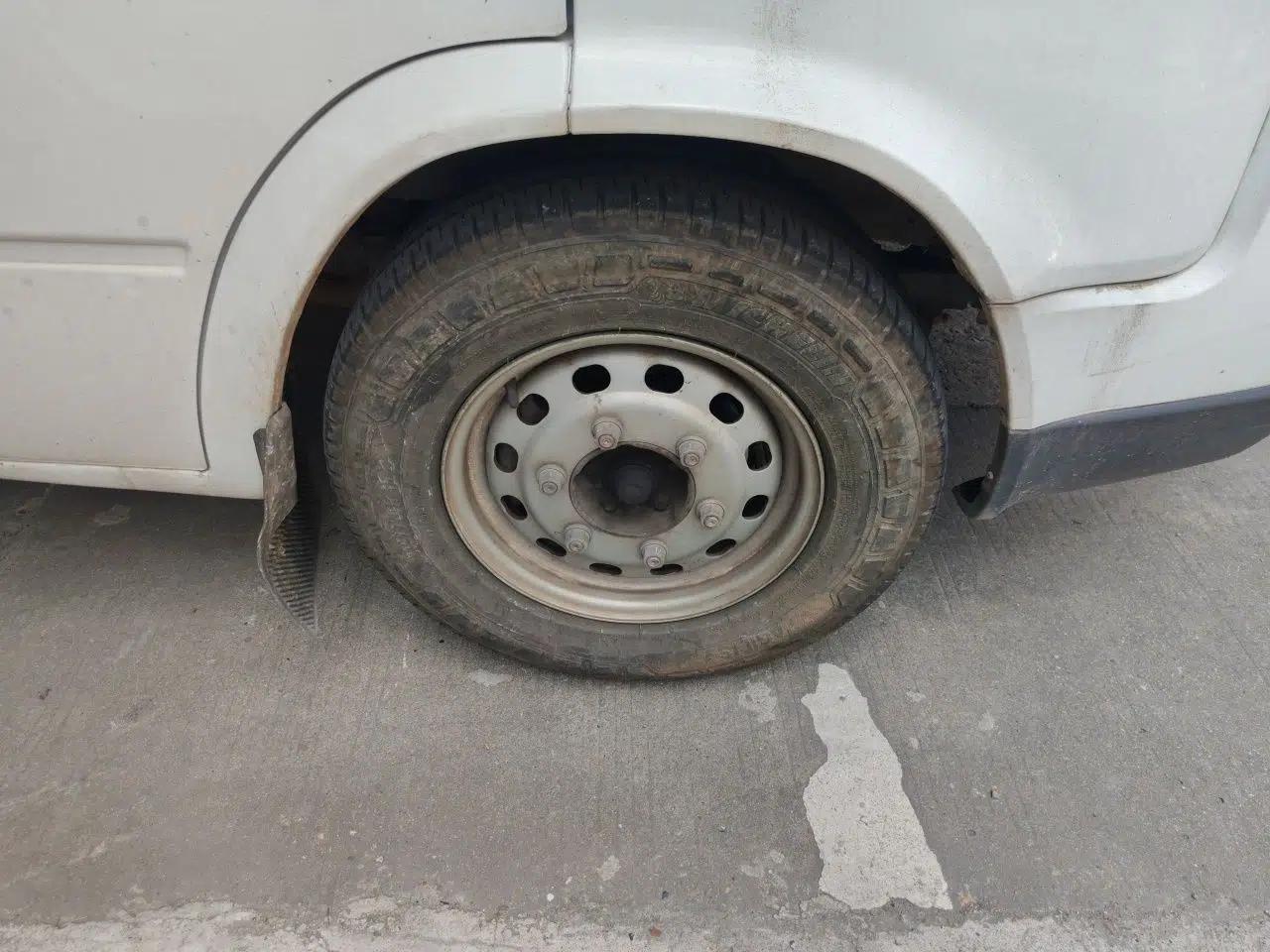 JMC Transit 2017 2.8T Commercial Version Short Wheelbase Low-Roof 6/7/8-Seater JX493 — миниатюра 8