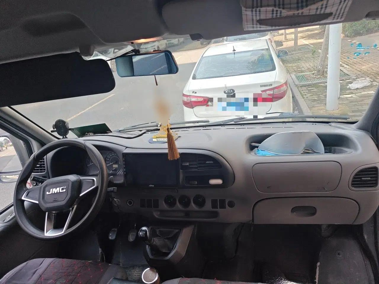 JMC Transit JMC Teshun 2.8T short-wheelbase diesel, 5 seats — миниатюра 9