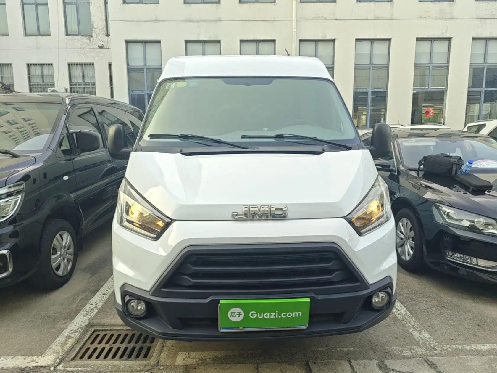 JMC Transit 2019 2.8T Commercial Version Long Wheelbase Mid-Roof 3-Seater Rear Single Tire China VI Emission Standard – JX493 — миниатюра 2