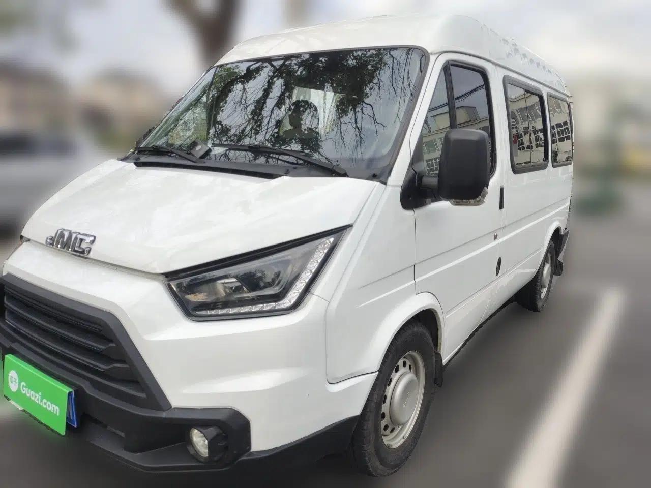 JMC Transit 2019 2.8T Commercial Version Short Wheelbase Low Roof 6-Seater China VI Emission Standard JX493 — миниатюра 1