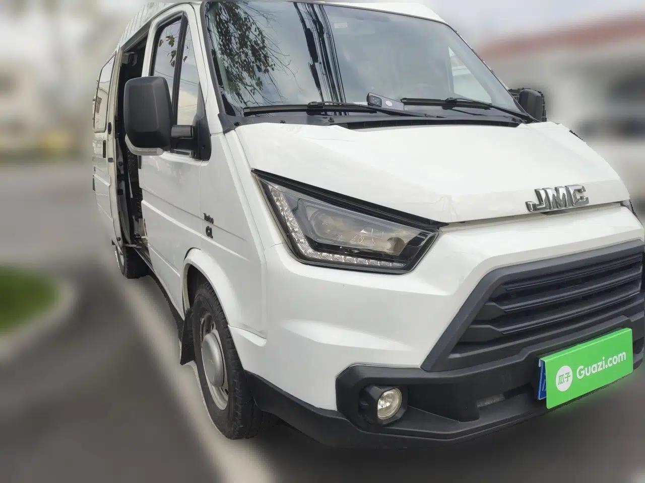 JMC Transit 2019 2.8T Commercial Version Short Wheelbase Low Roof 6-Seater China VI Emission Standard JX493 — миниатюра 3