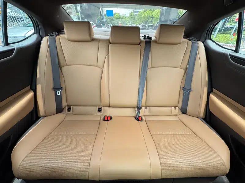 Lexus ES 2020 300h Premium Edition — миниатюра 17