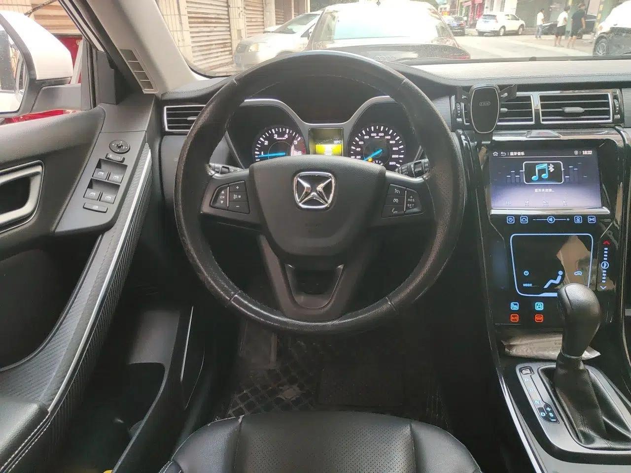 JMC Yusheng S330 2016 1.5L GTDi Automatic Two-Wheel Drive Flagship Edition — миниатюра 10