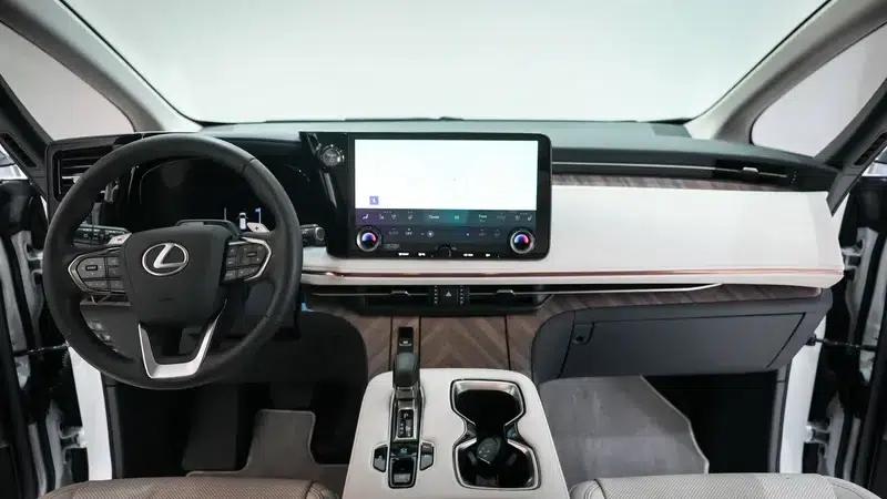 Lexus LM 2025 2.5L Automatic 4WD 4-Seater (Parallel Import) — миниатюра 14