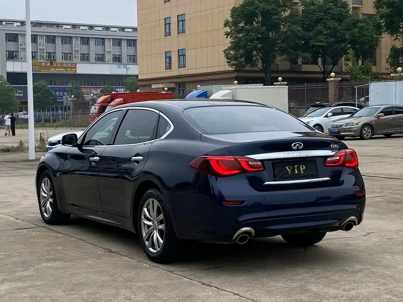Infiniti Q70 2015 Q70L 2.5L Elite Edition — миниатюра 9