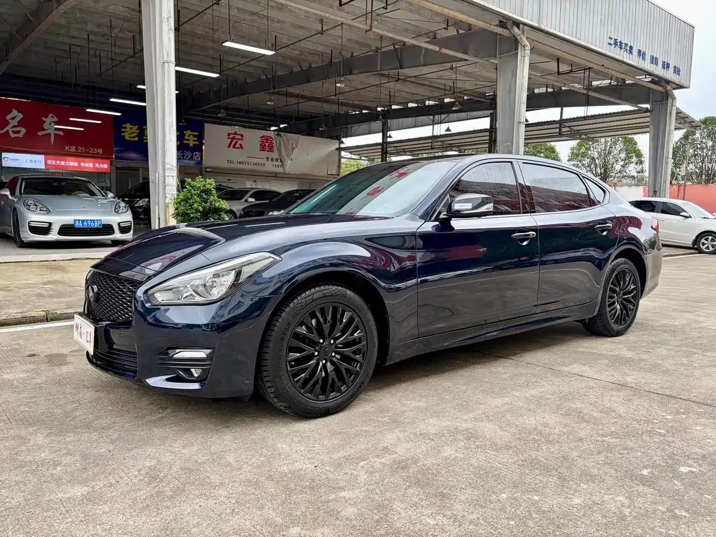 Infiniti Q70 2017 Q70L 2.5L Enjoy Edition — миниатюра 1