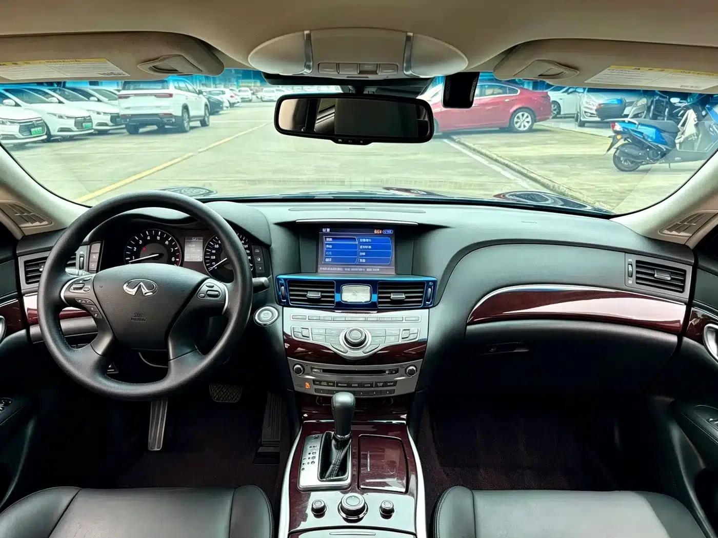 Infiniti Q70 2017 Q70L 2.5L Enjoy Edition — миниатюра 5