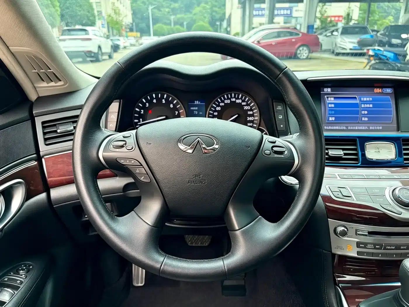 Infiniti Q70 2017 Q70L 2.5L Enjoy Edition — миниатюра 7