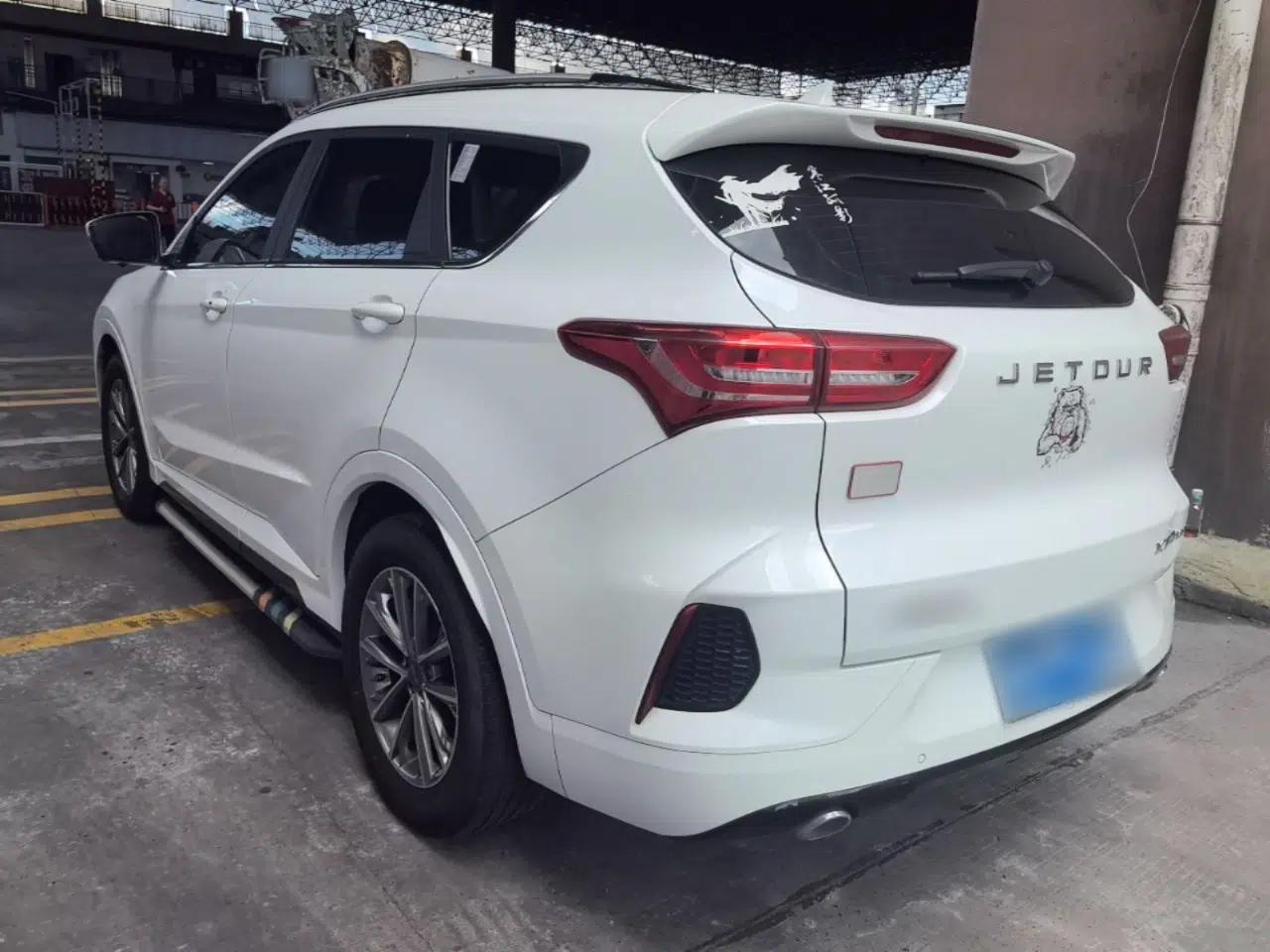 JETOUR X70 2020 1.5T Manual EnjoyDrive Edition 5 Seats — миниатюра 4