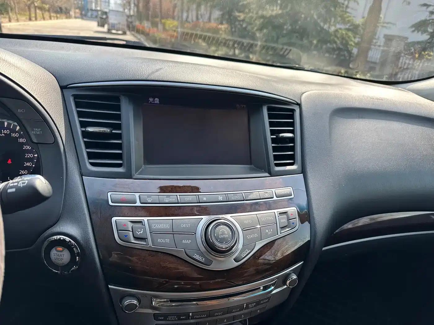 Infiniti JX 2013 JX35 AWD All-Terrain Edition — миниатюра 7